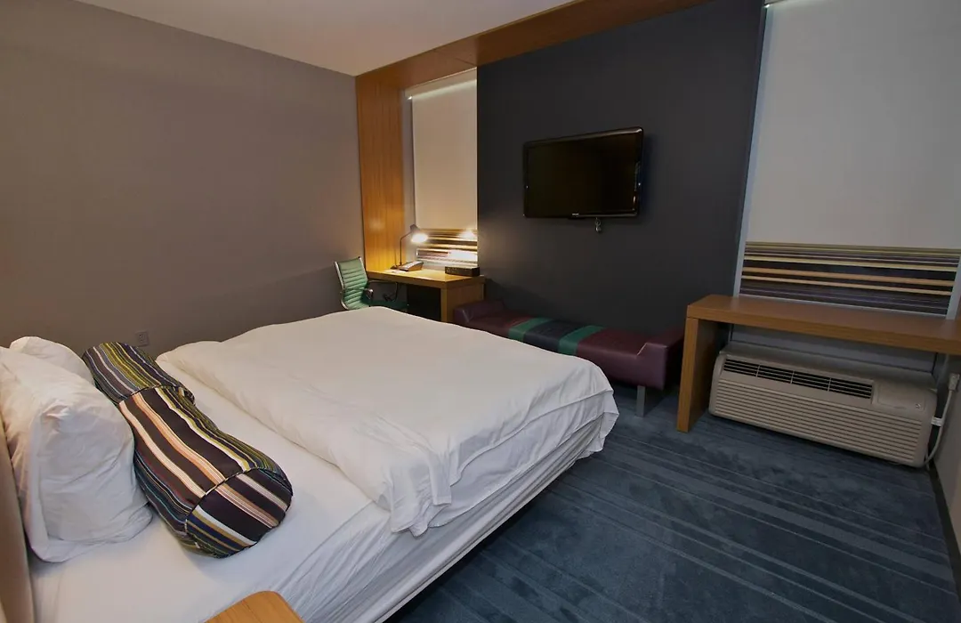 Aloft By Marriott Tulsa-1