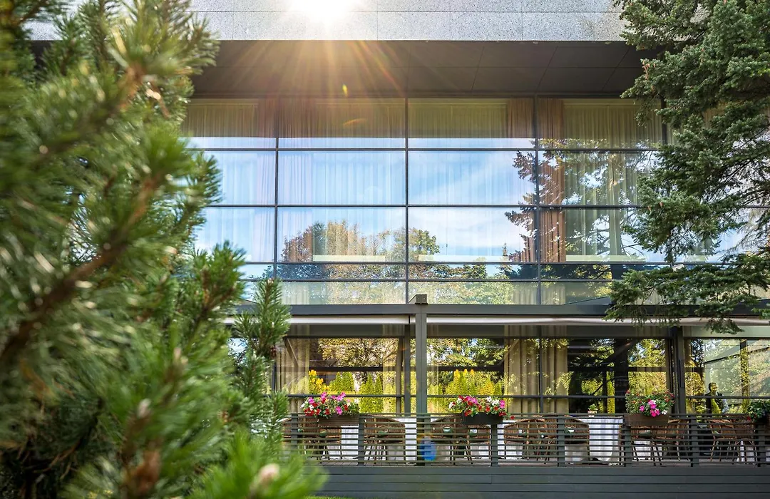 VILNIUS PARK PLAZA HOTEL&SPA, Restaurant, Panorama Bar, Conference&Banquet Center-1