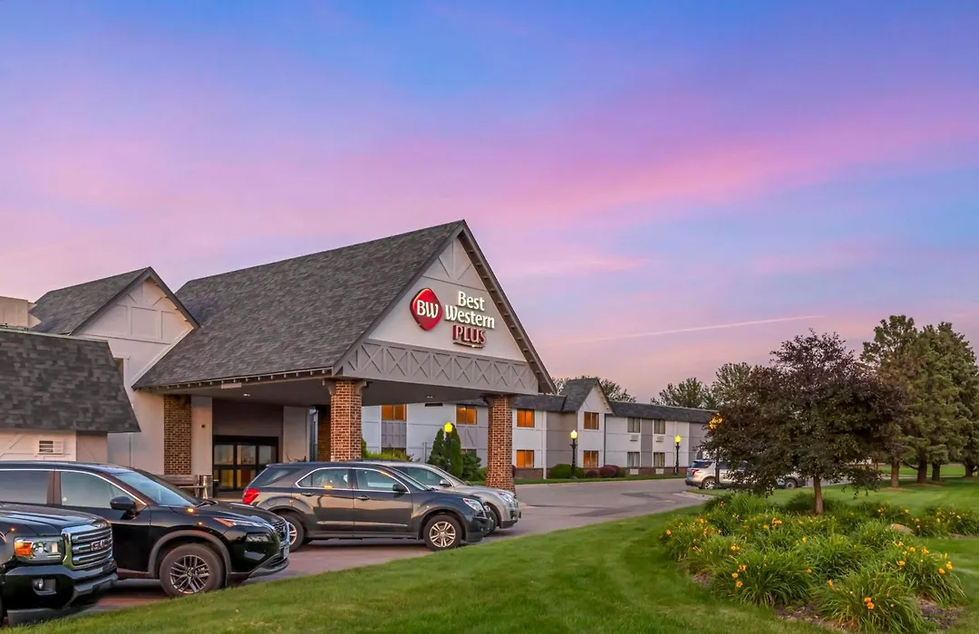 Best Western Plus New Ulm-1