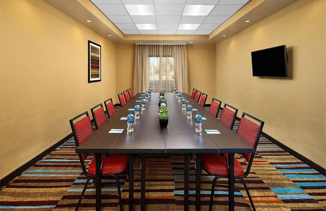 Fairfield Inn & Suites By Marriott Fresno Yosemite International Airport-1