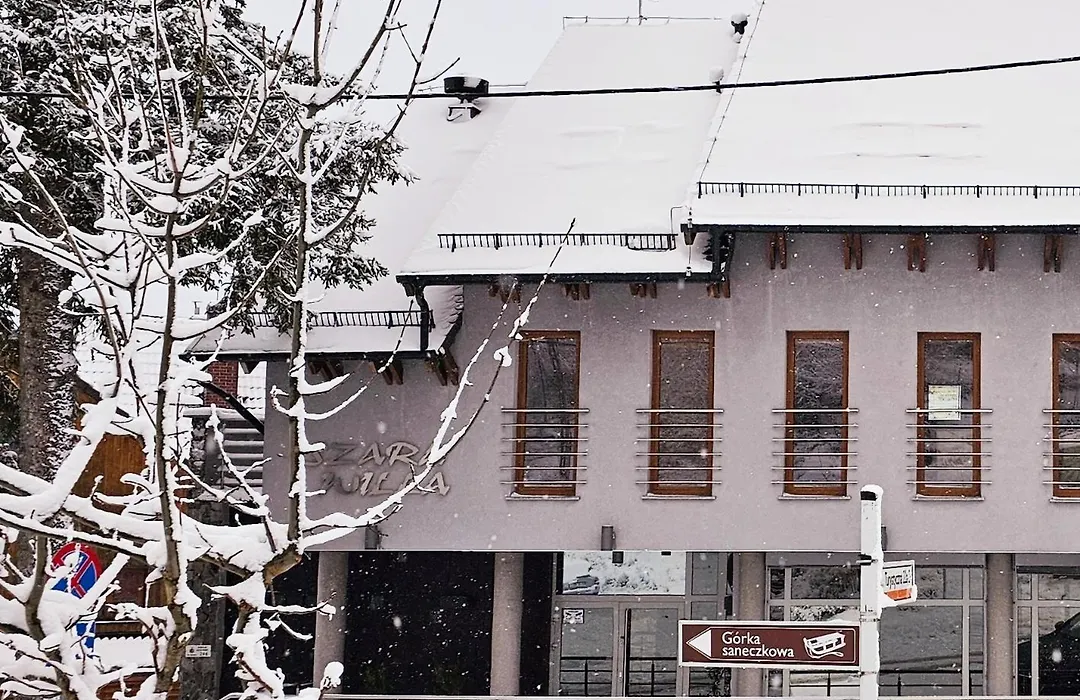 Szara Willa Tuz Przy Wyciagu Na Szrenice-1