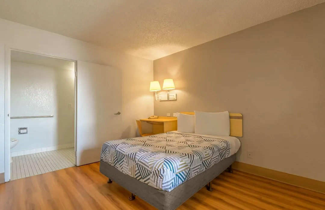 Motel 6 Hayward, Ca- Silicon Valley Gateway-1