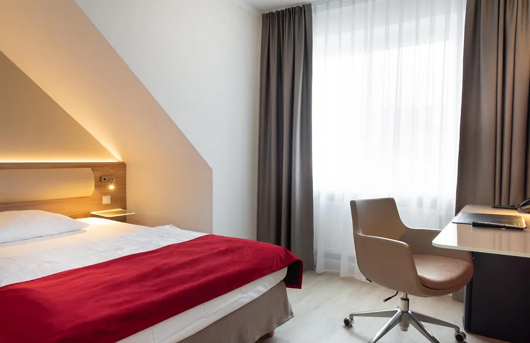 Hotel Königshof am Funkturm-1