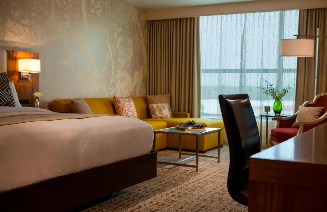 Renaissance Baton Rouge Hotel-1