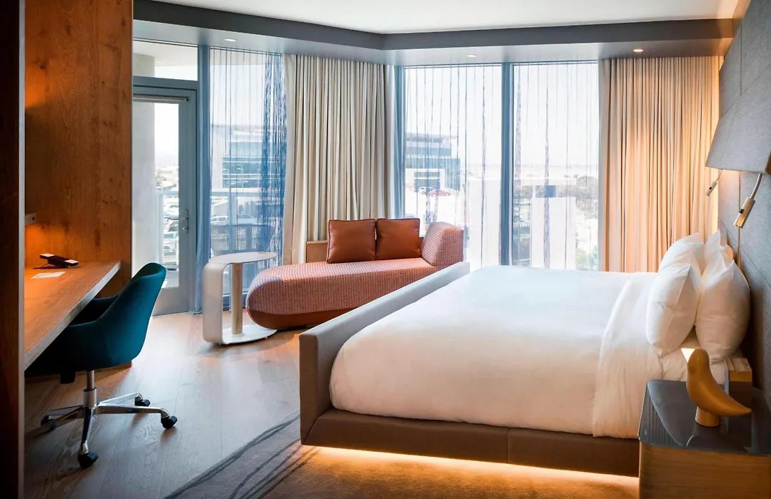 Hotel Nia, Autograph Collection-1