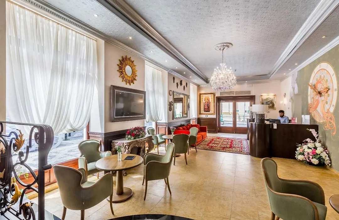 Hotel Caruso Old Town-1
