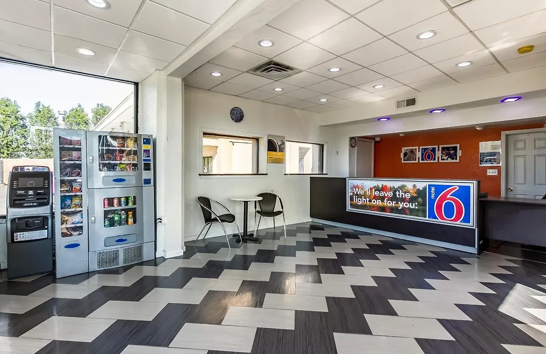 Motel 6 Elizabeth Nj Newark Liberty Intl Airport-1