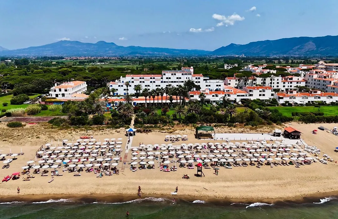 Marina Club Hotel-1