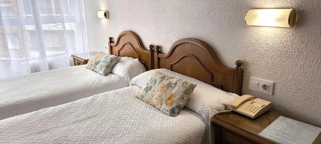 Hostal Hispano-1