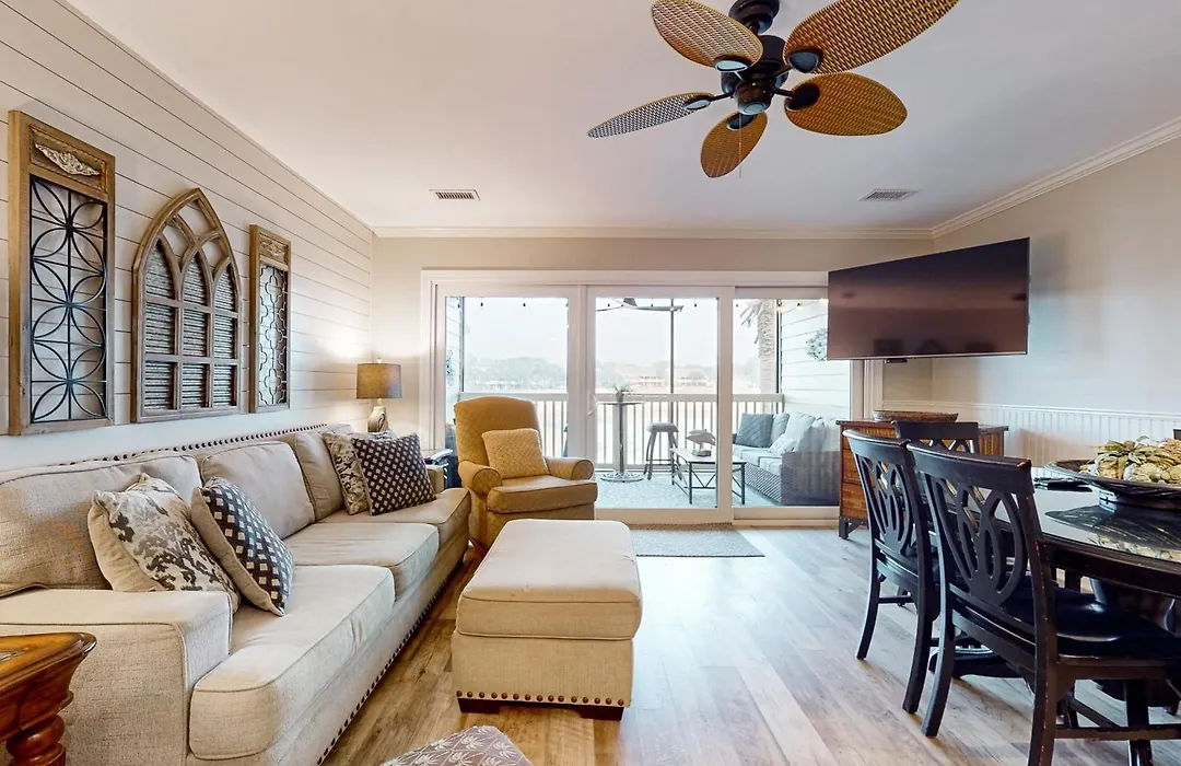 Seascape Lakefront Villas 232-1