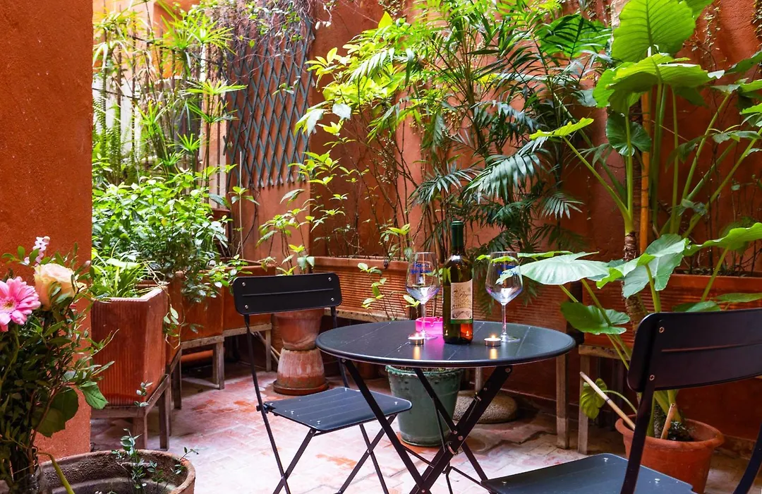Navona Open Space Apartments-1