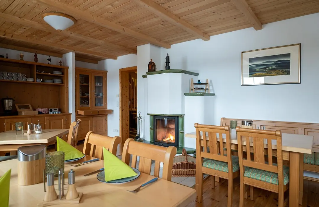 Ferienanlage Zum Silberstollen 2 Häuser am Berg Polderhof und Weißeritzhütte-1