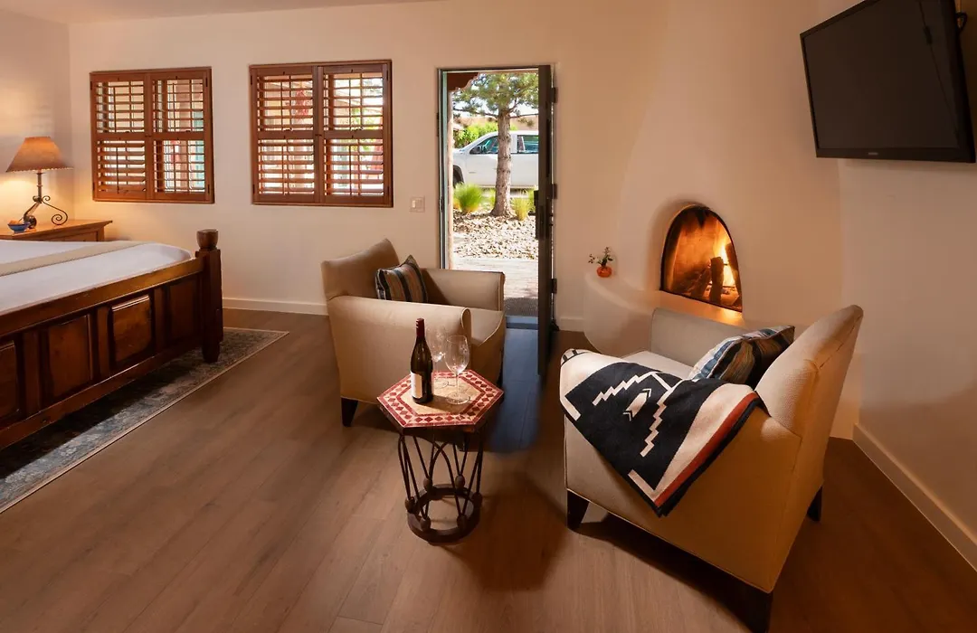 Pinon Court By La Fonda-1