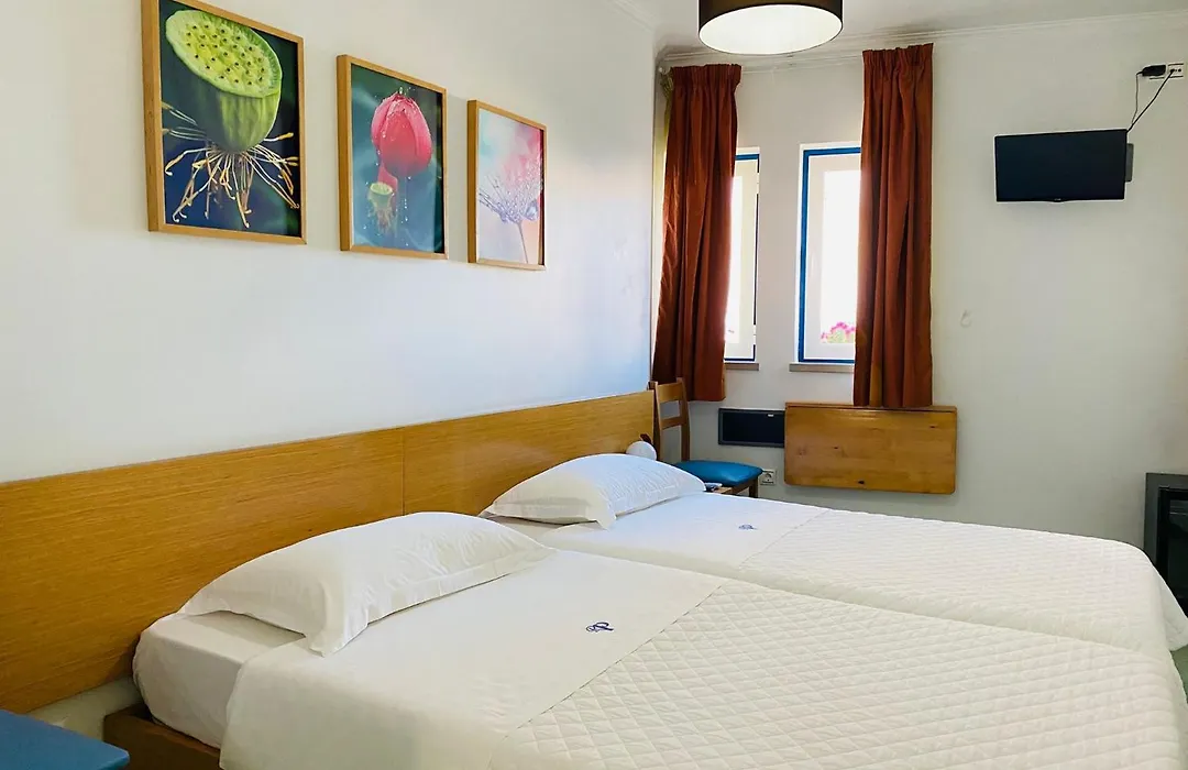 Weaa Hotel-1