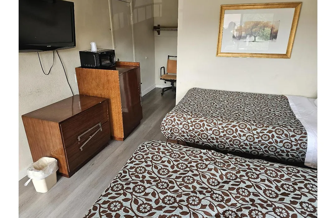 Travel Inn By Oyo Omaha-1