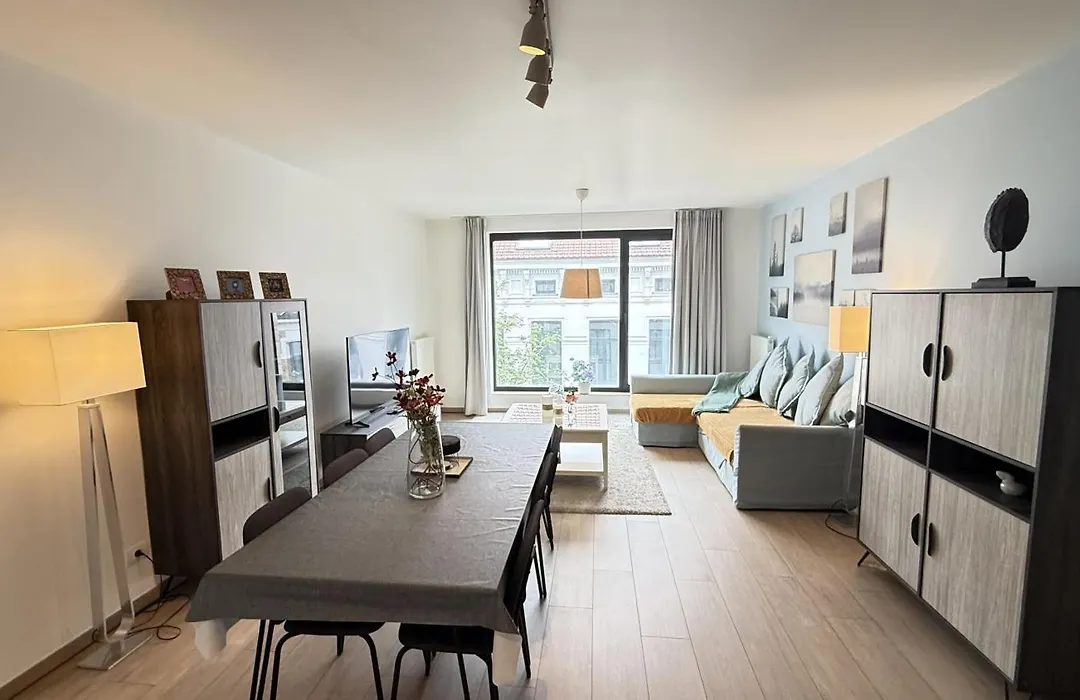 Oneluxstay Near Diamond District-1