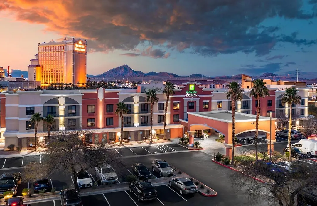 Holiday Inn Express Hotel And Suites - Henderson By Ihg-1