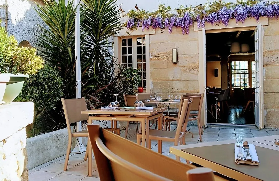Logis Le Central-1