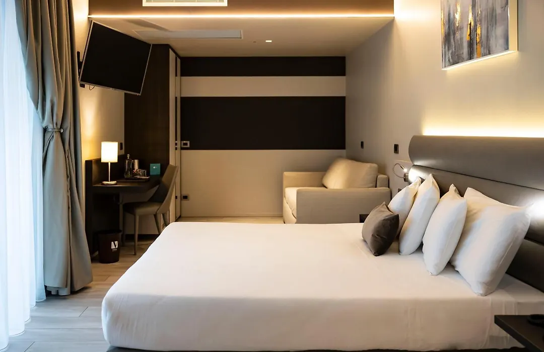 Vision Hotel-1