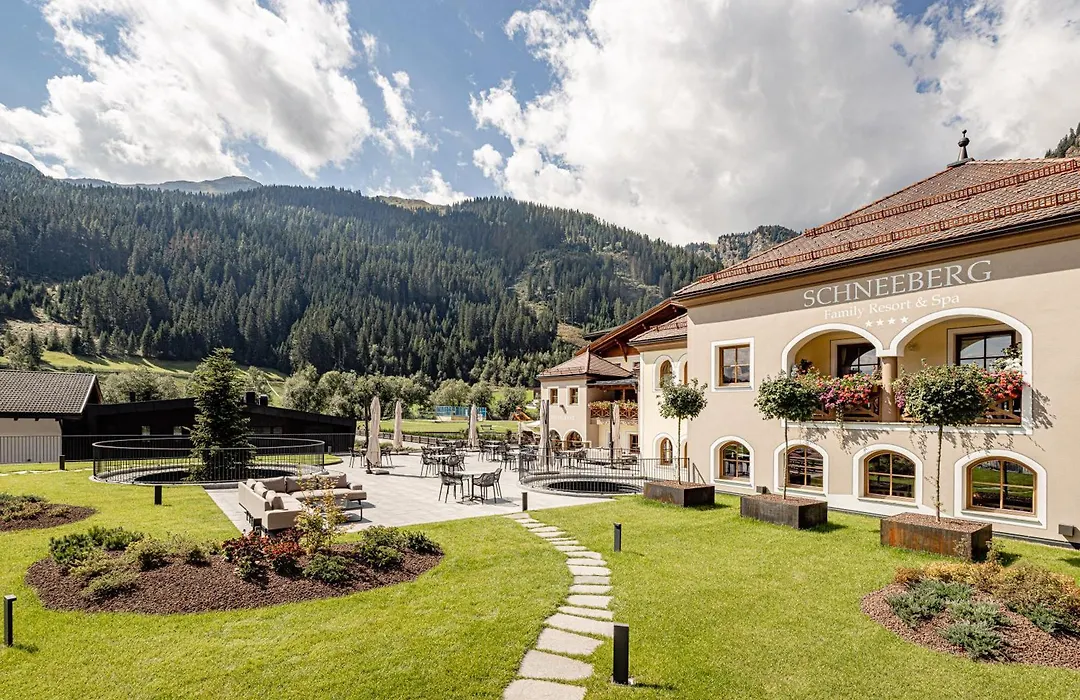 Hotel Schneeberg Family Spa Resort-1