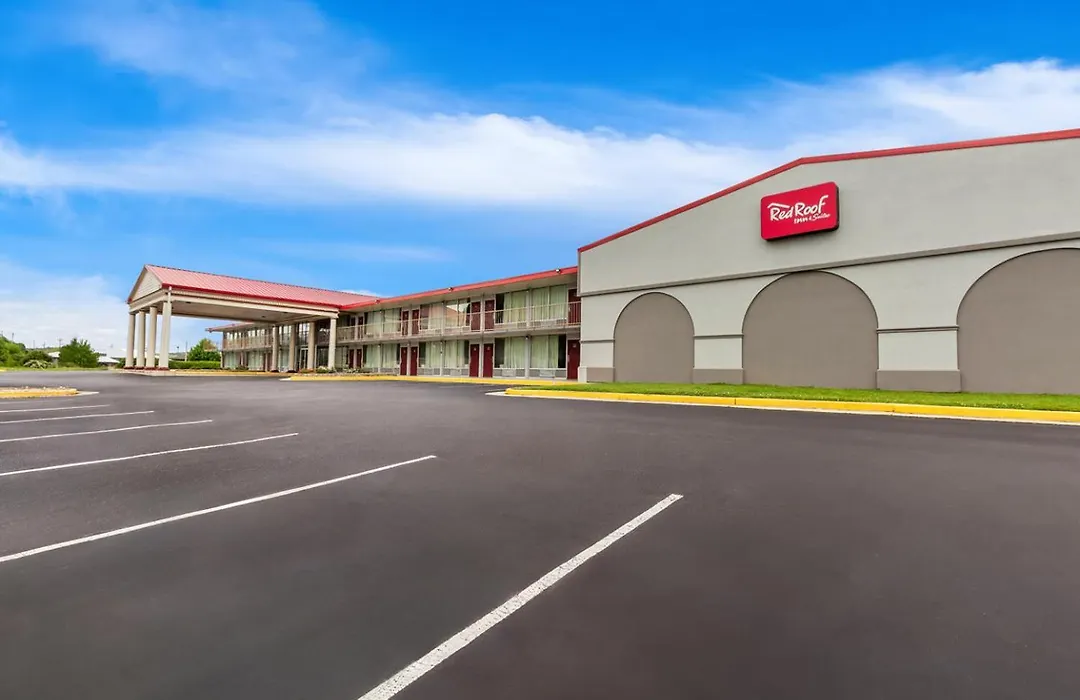 Red Roof Inn & Suites Cave City-1