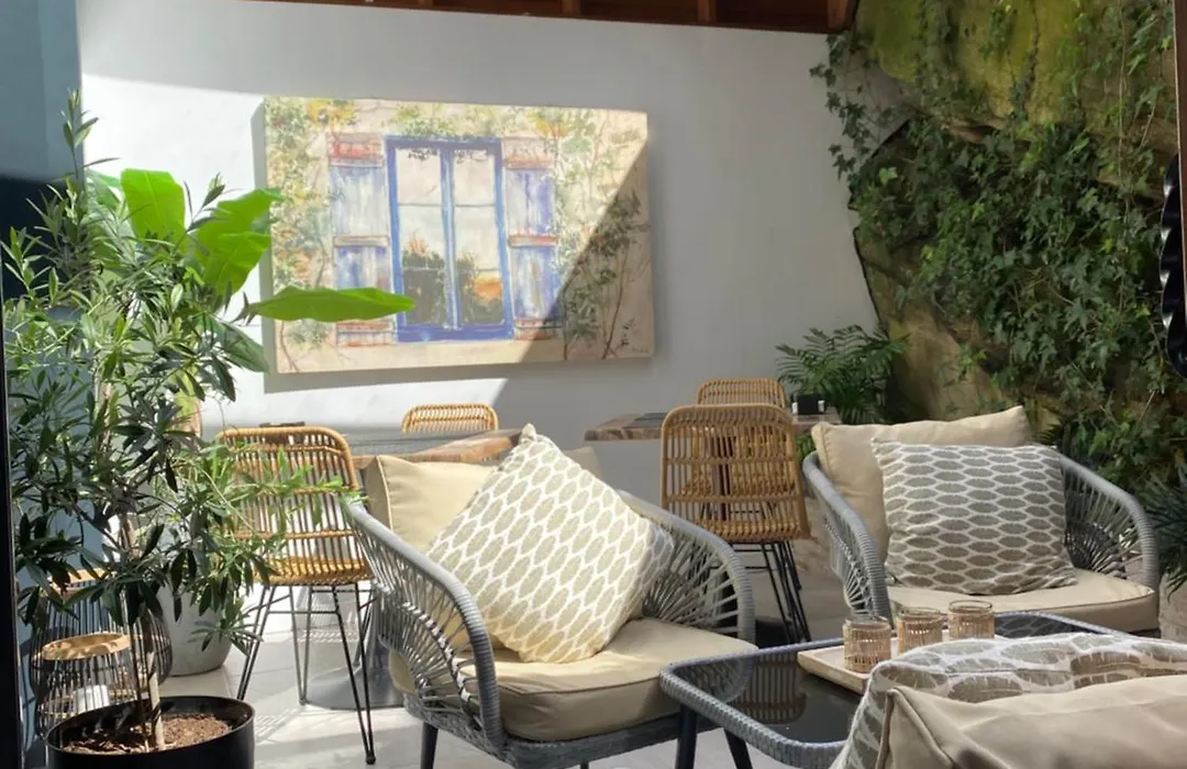 Hotel Noia-1
