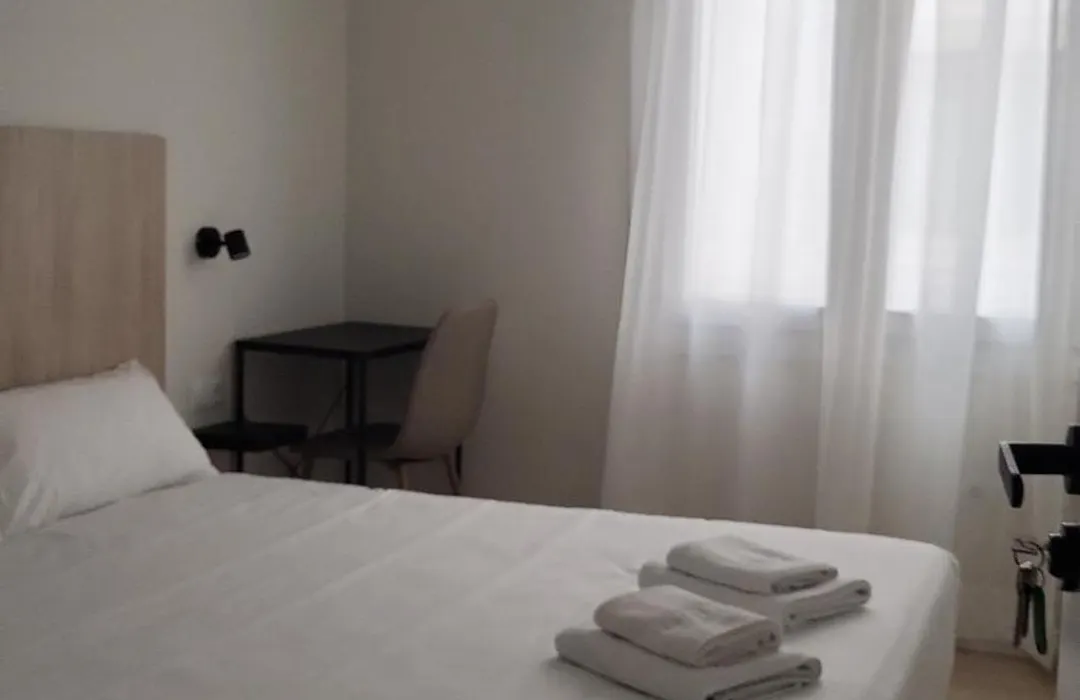 Casa Mila Sv19 Guesthouse-1