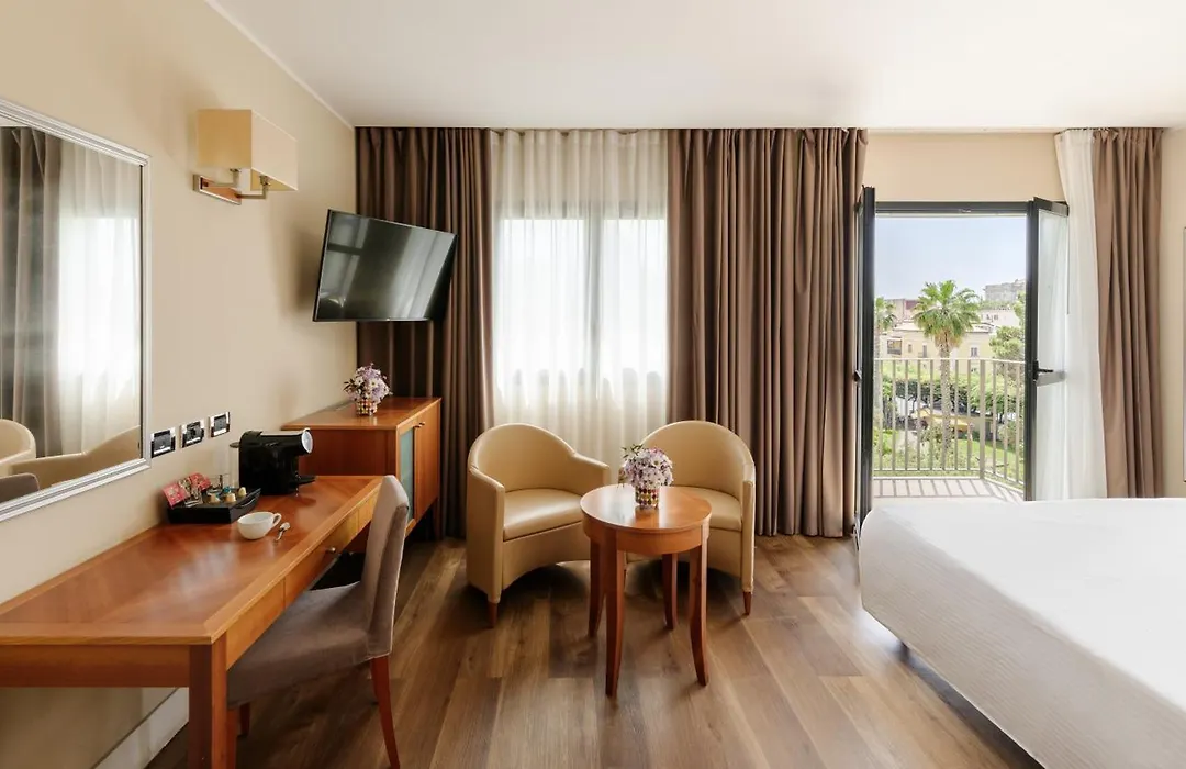 Hotel dei Cavalieri Caserta - La Reggia-1