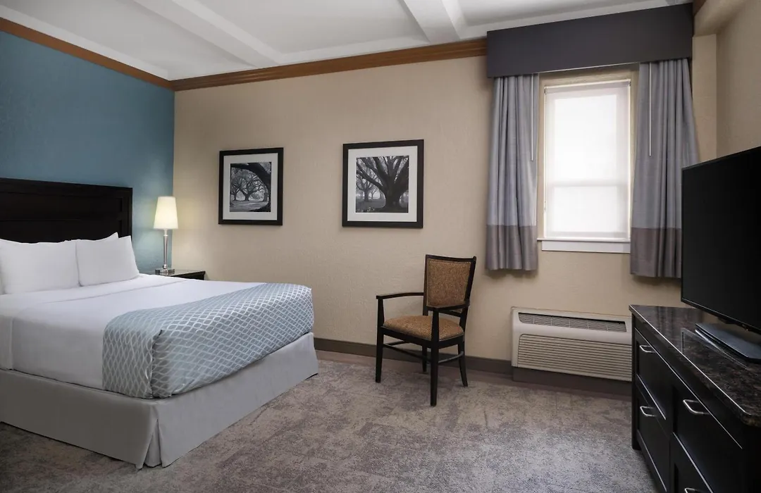 Best Western Plus Kamloops Hotel-1