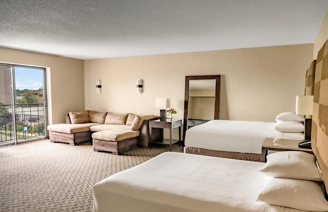 Hyatt Regency Green Bay-1