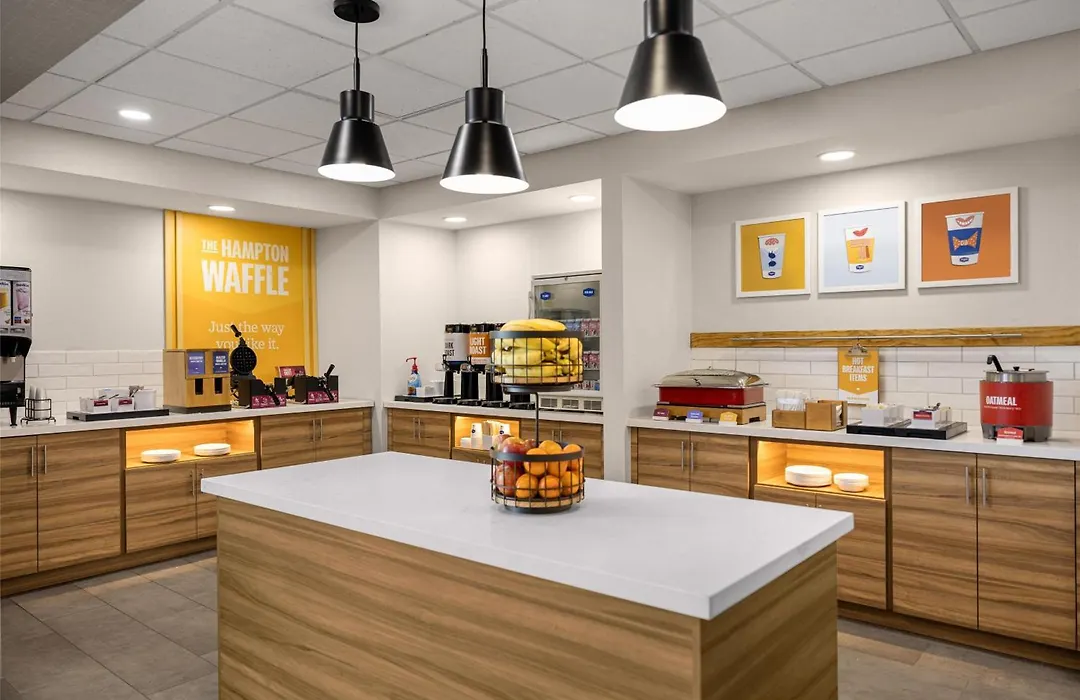 Hampton Inn & Suites Moline-Quad City Int'L Aprt-1