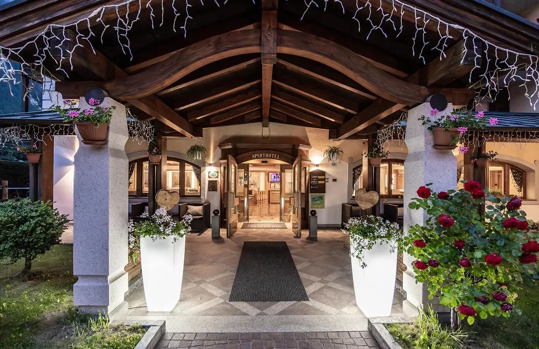 Aparthotel Majestic-1