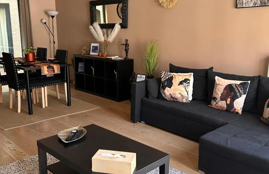 Bnb Antwerp Centrum-1