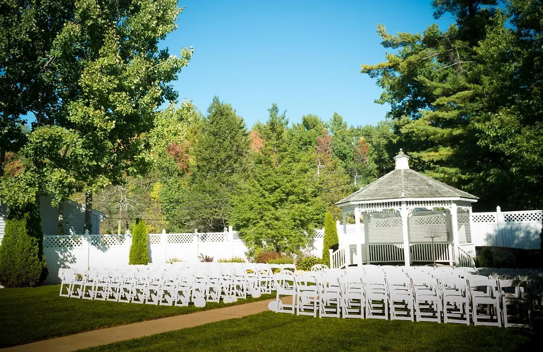 Best Western Plus Executive Court Inn & Conference Center-1