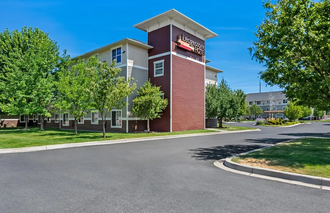 Ledgestone Suites Hotel Yakima-1