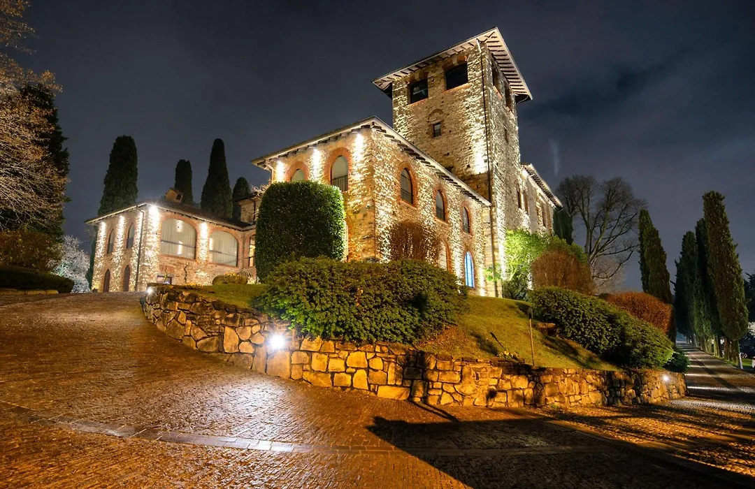 Relais Castello Di Casiglio-1