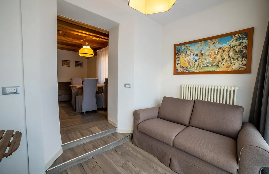 Residence Derby Club-1