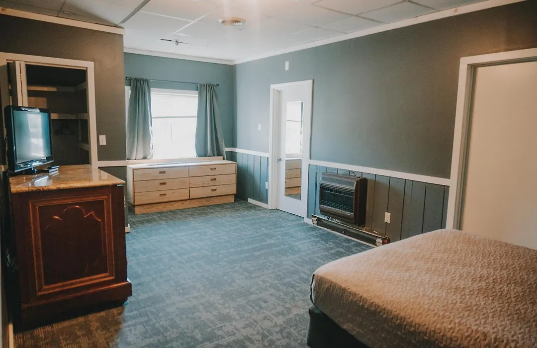 Queen City Inn-1