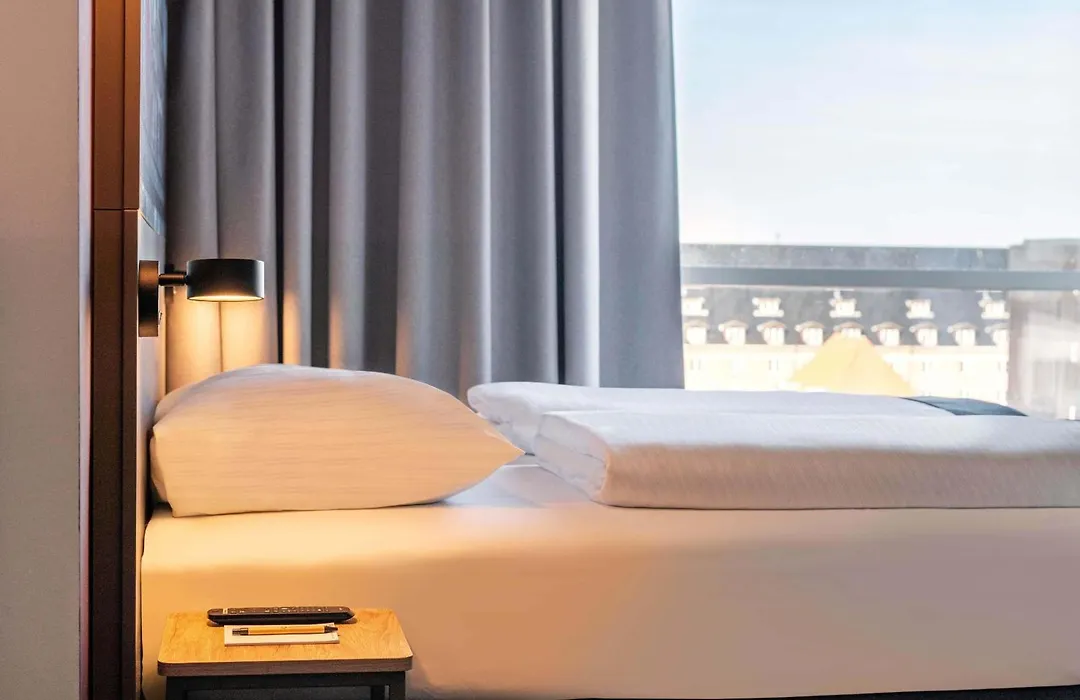 B&B Hotel Berlin-Alexanderplatz-1