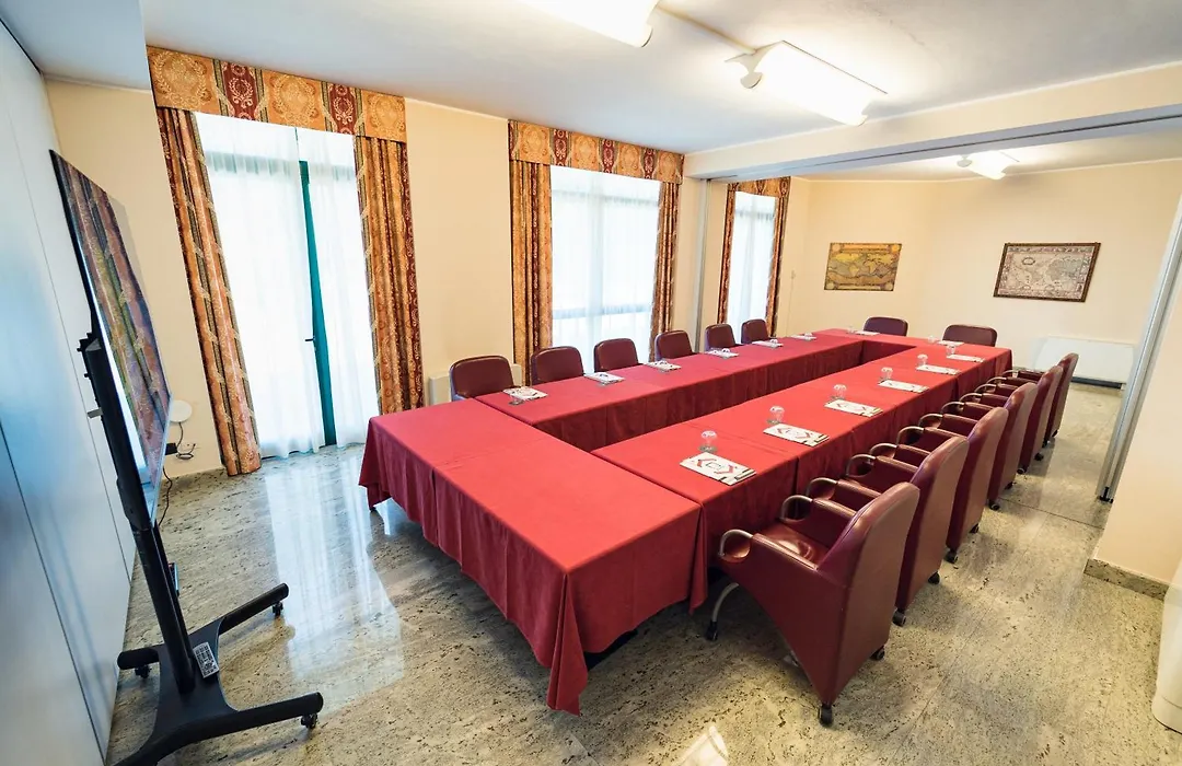 Rivoli Hotel-1