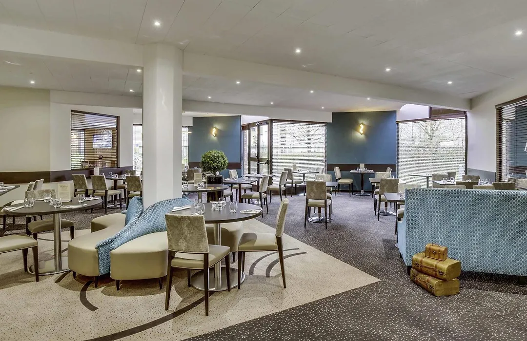 Mercure Maurepas Saint Quentin-1