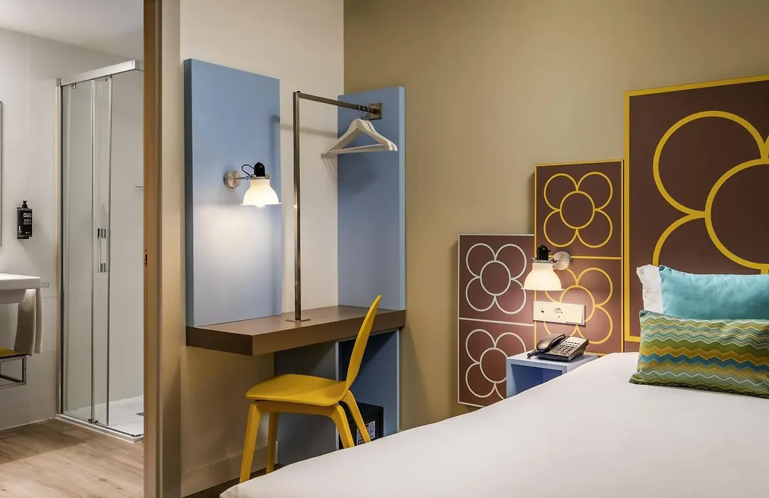 Ibis Styles Barcelona Centre-1
