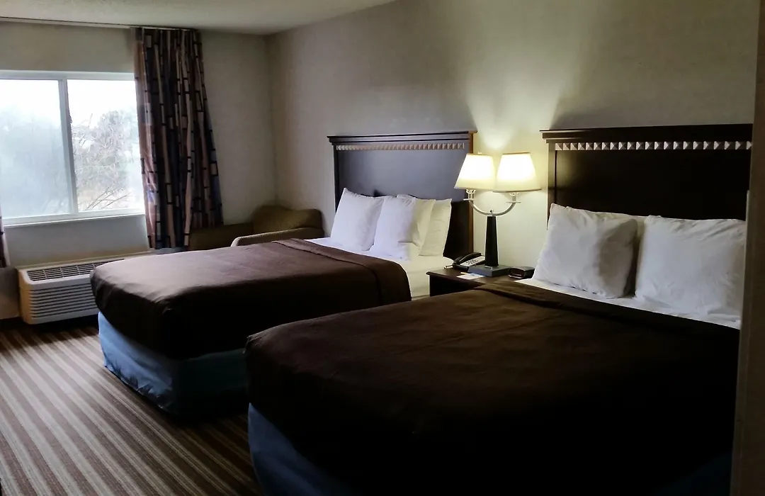 Days Inn & Suites By Wyndham Vancouver-1