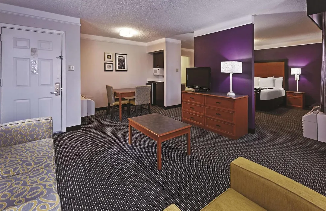 La Quinta Inn By Wyndham And Conference Center San Angelo-1