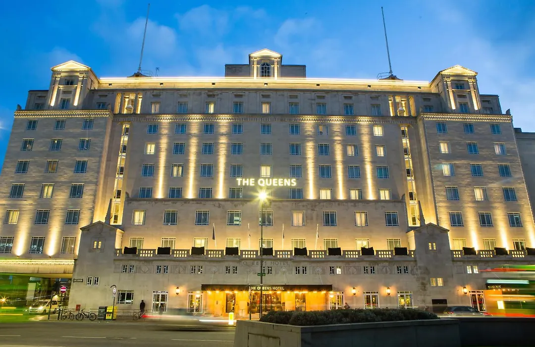 The Queens Hotel-1