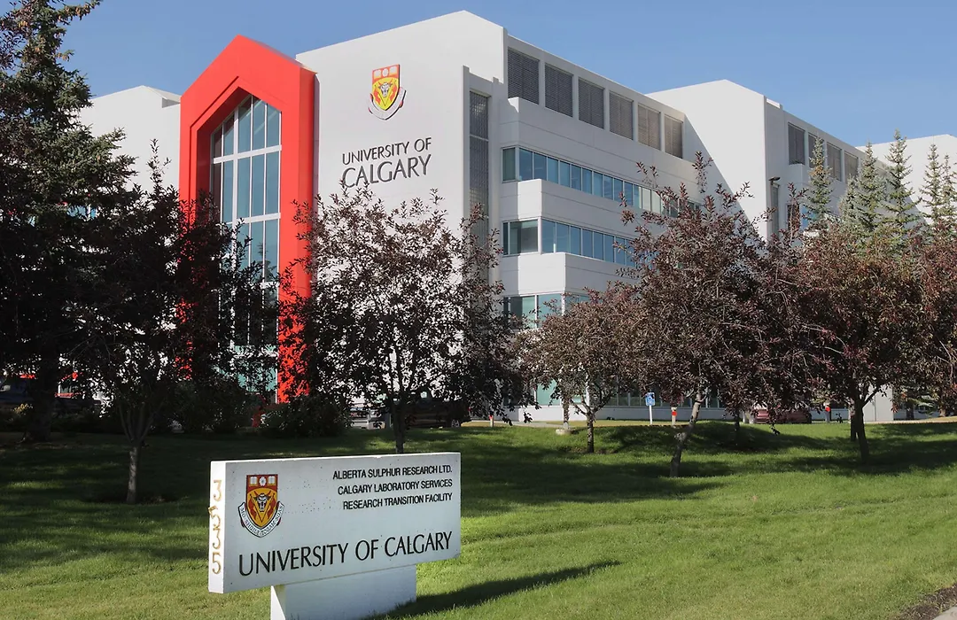 Coast Calgary University Area Hotel By Apa-1