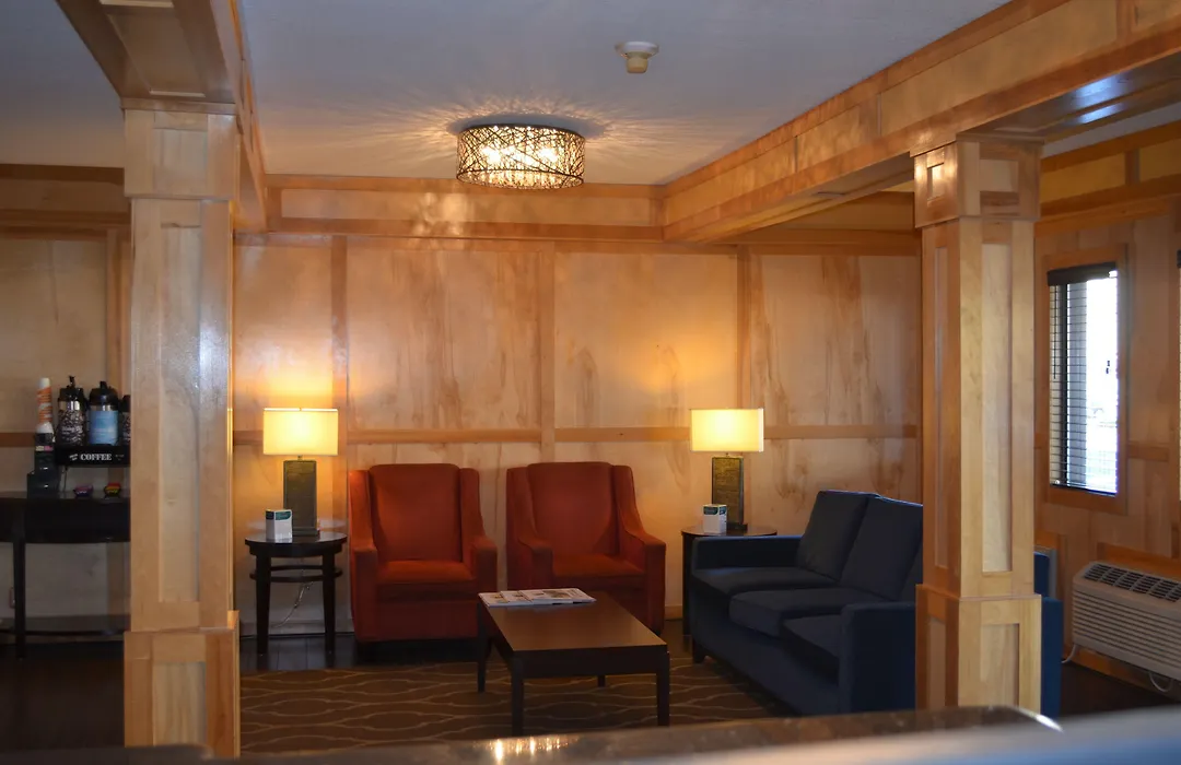 Comfort Inn & Suites Vancouver Downtown City Center-1