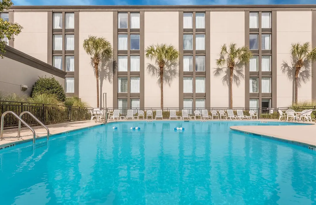Wyndham Garden Summerville-1