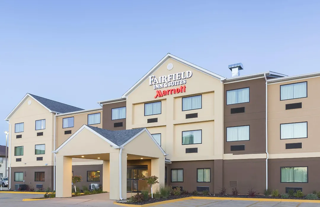 Fairfield Inn & Suites By Marriott Galesburg-1