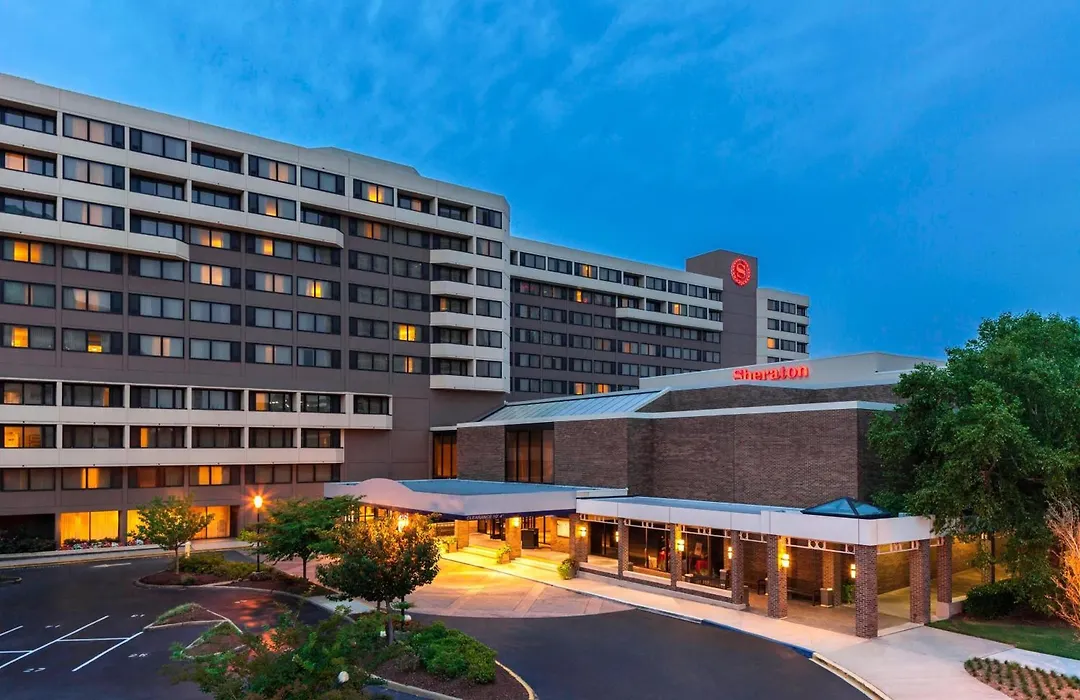 Sheraton Norfolk Waterside Hotel-1